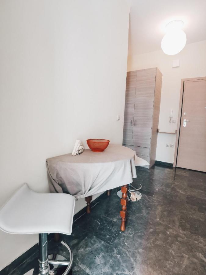 Efrosini Downtown Apartment Халкида Экстерьер фото